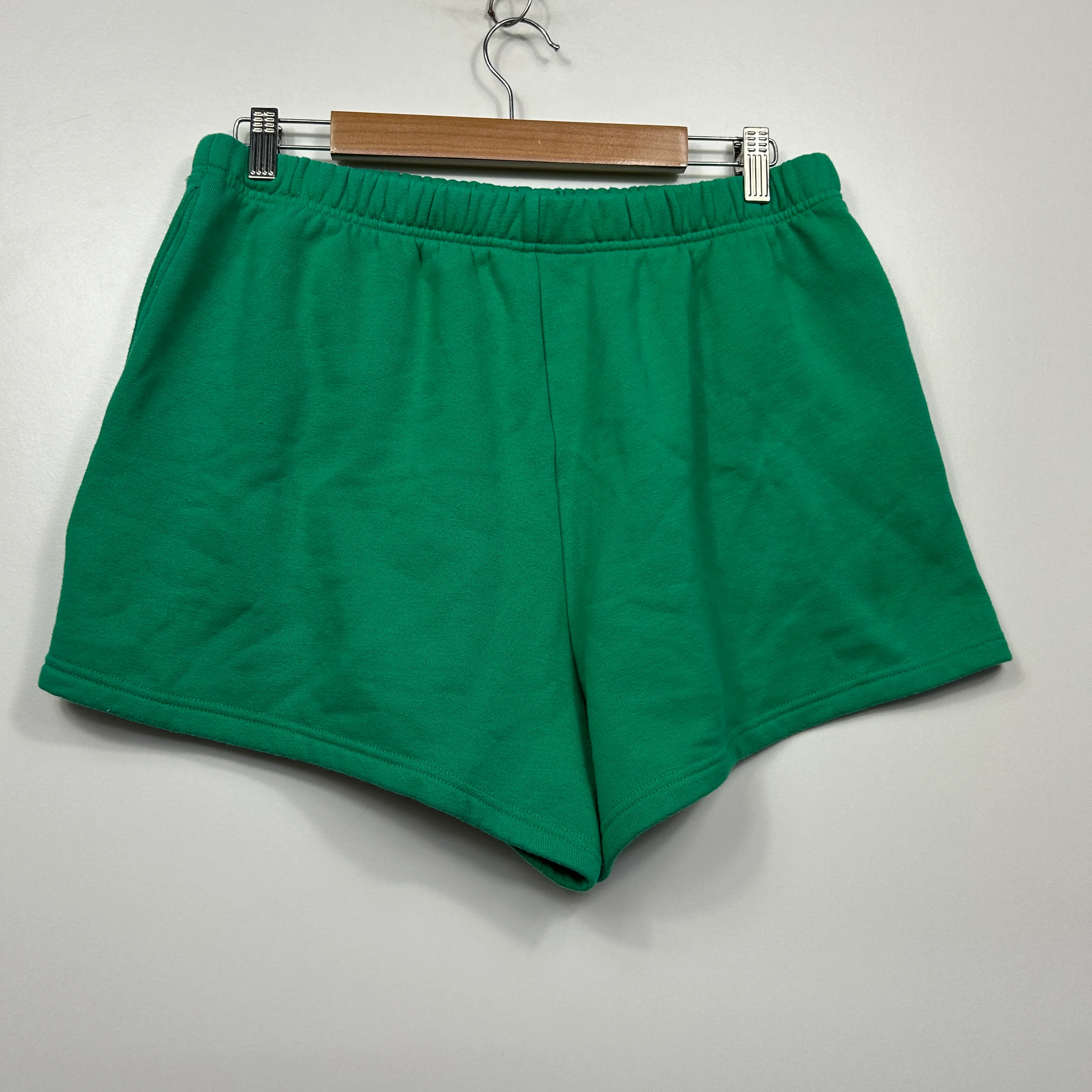 Subtitled Emerald Green Casual Shorts - Size XL - Image 3