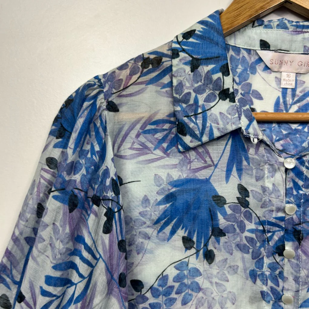 Sunny Girl Blue Floral Blouse - Size 16 - Image 3