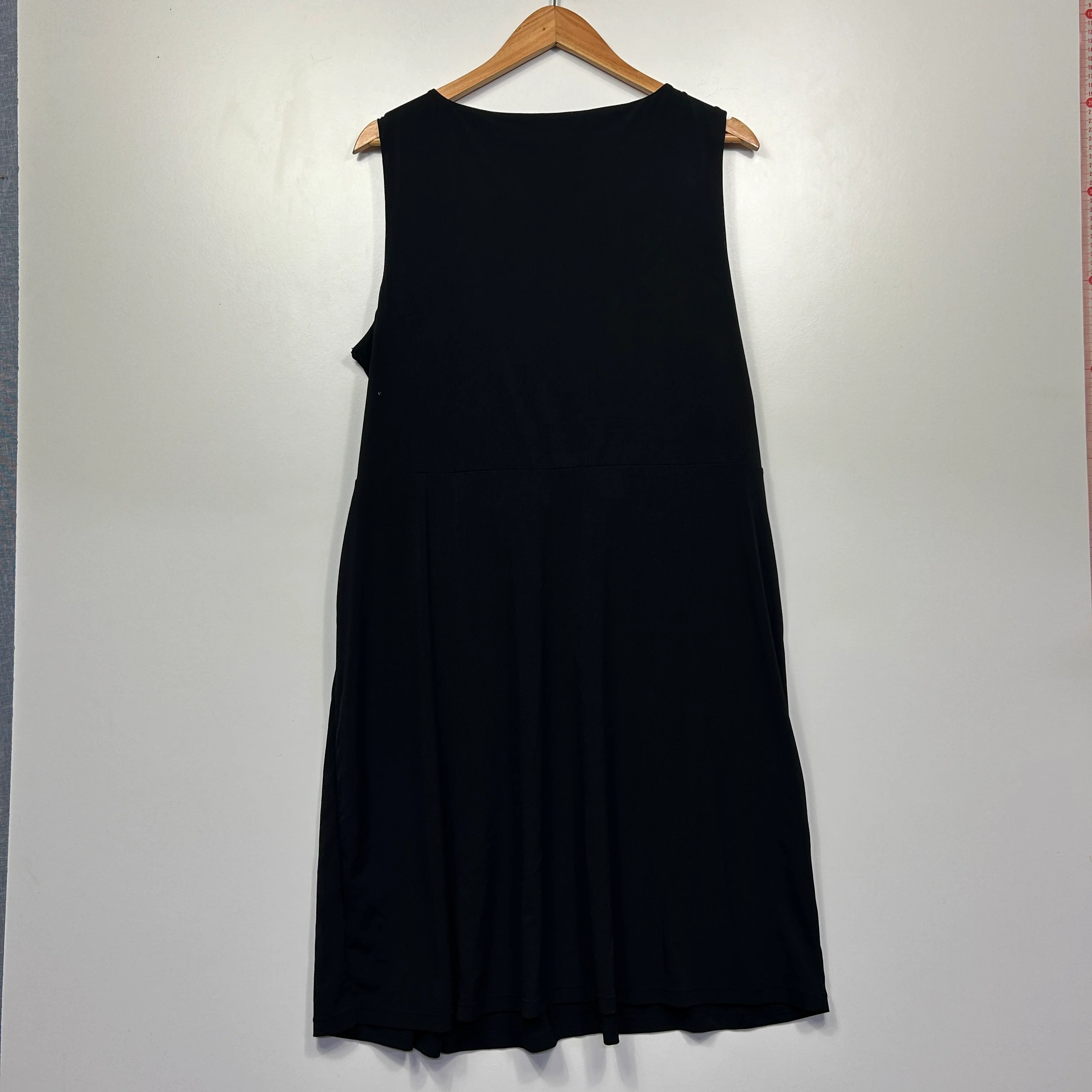 Suzanne Grae Black Sleeveless Faux Wrap Dress - Size XL - Image 4