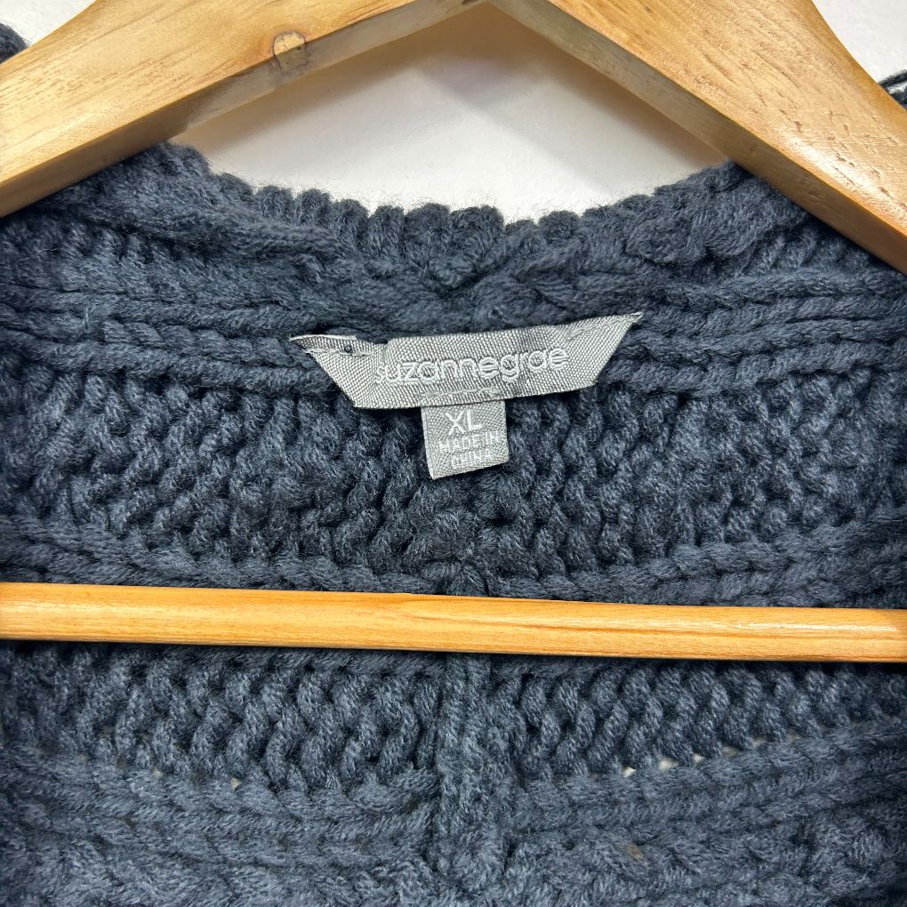 Suzanne Grae Navy Chunky Knit Vest Cardigan - Size XL - Image 3