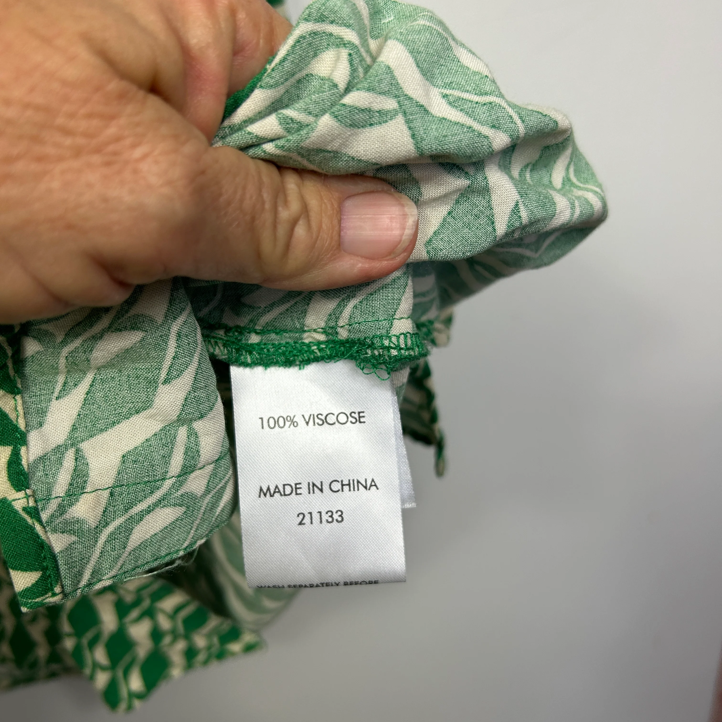 Suzanne Grae Green Patterned Shirt - Size 16 - Image 3