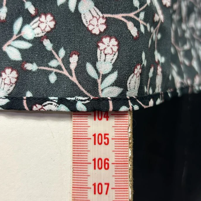 Table Eight Black Floral Hi Low Top - Size 18 - Image 8