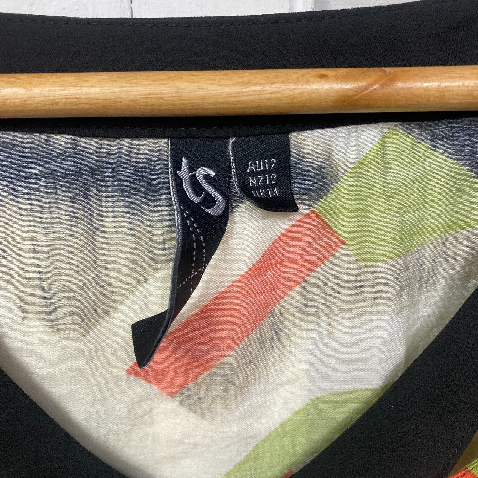 Taking Shape Top Size 12 14 Multicoloured Short Sleeve Viscose - Image 3