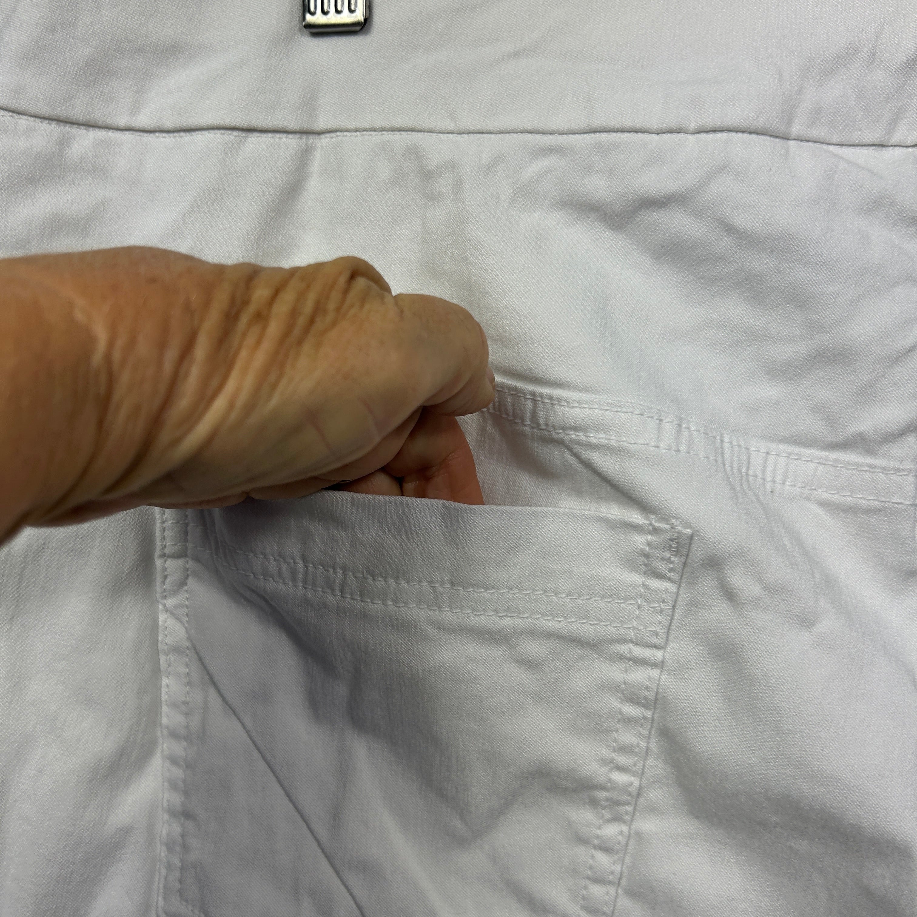 Taking Shape White Crop Pants - Size 20 - Image 5