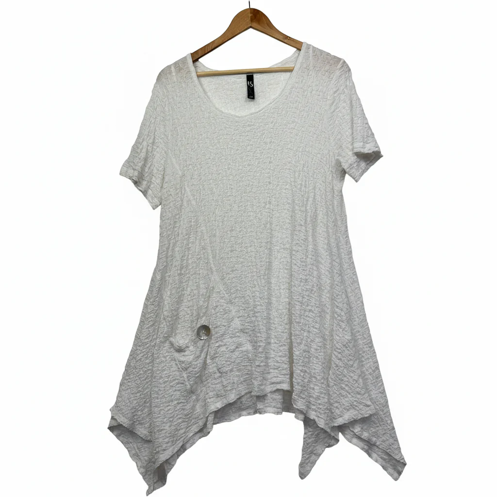 Taking Shape White Textured Tunic Top - Size 12/14