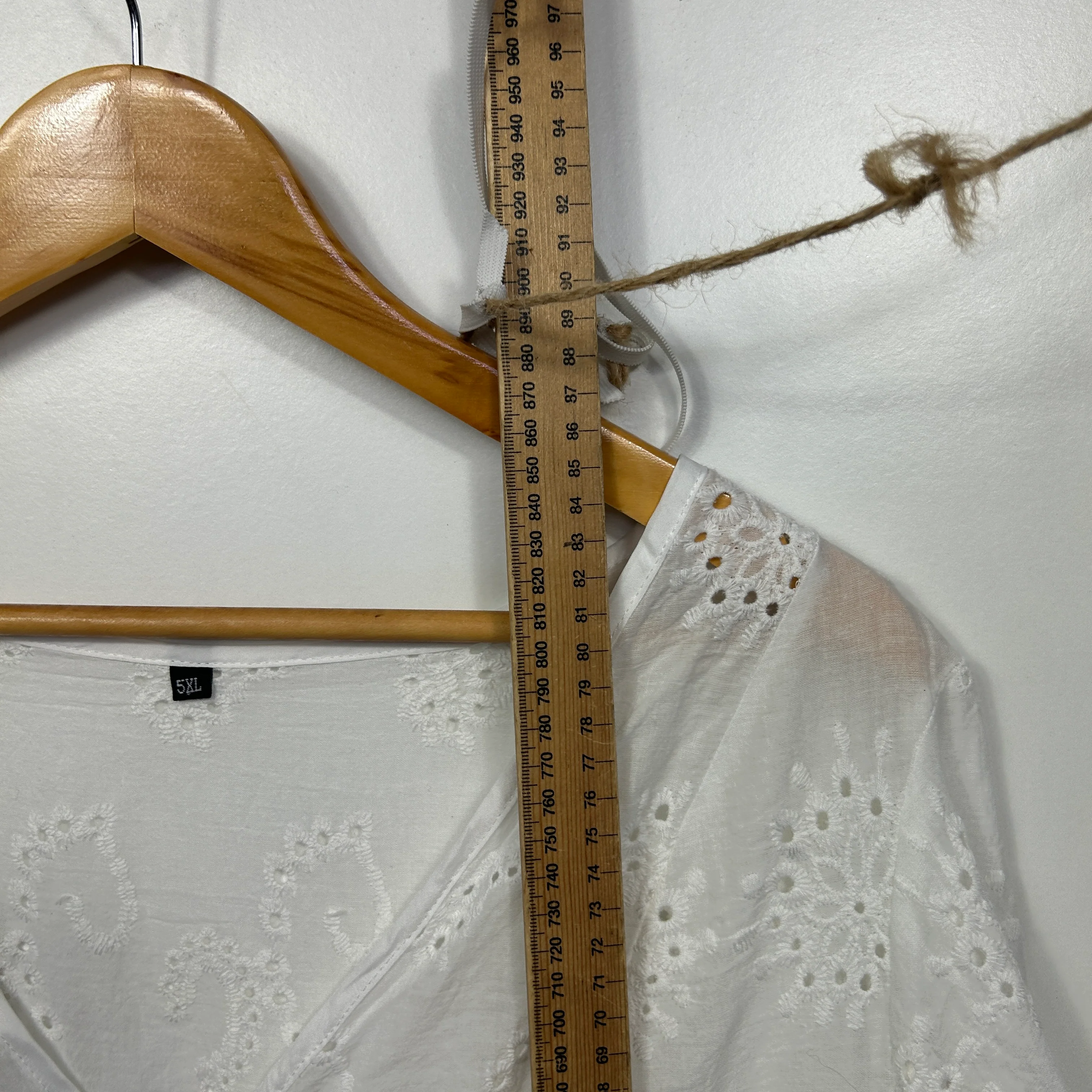 White Broderie Anglaise Top - Size 5XL - Image 6