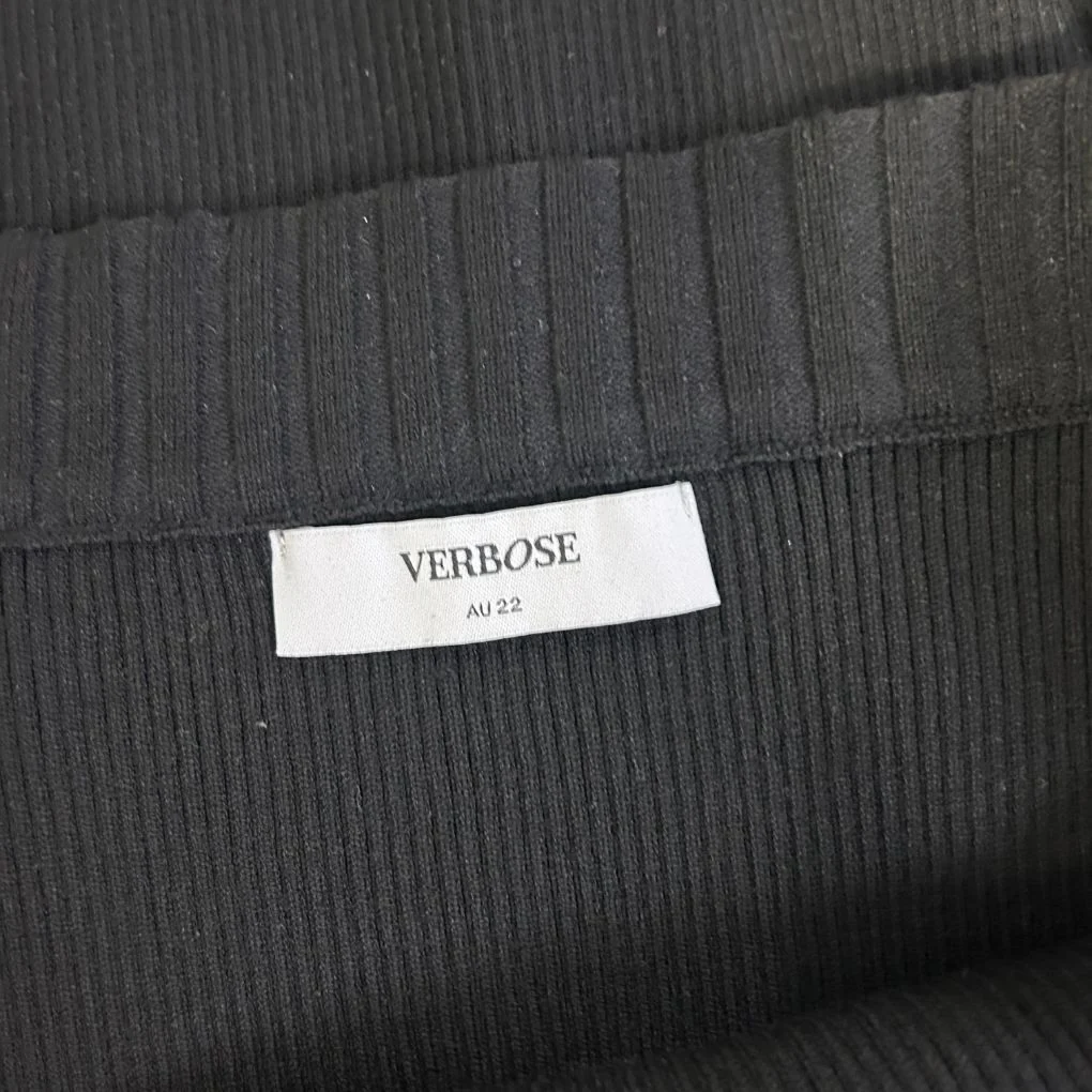 Verbose Black Knit Skirt - Size 22 - Image 3