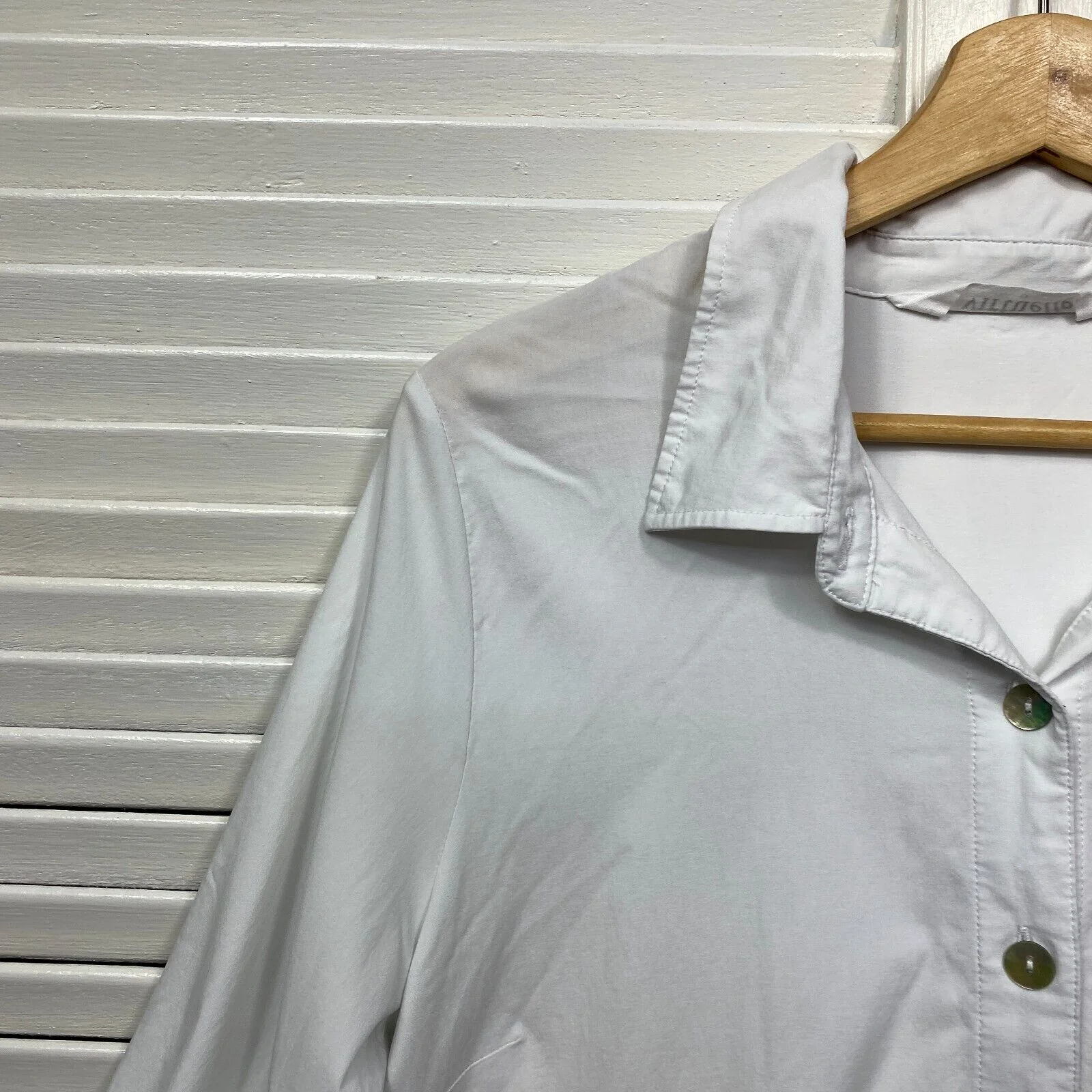 Virtuelle Top Size 12 14 Plus White Long Sleeve Button Up - Image 3
