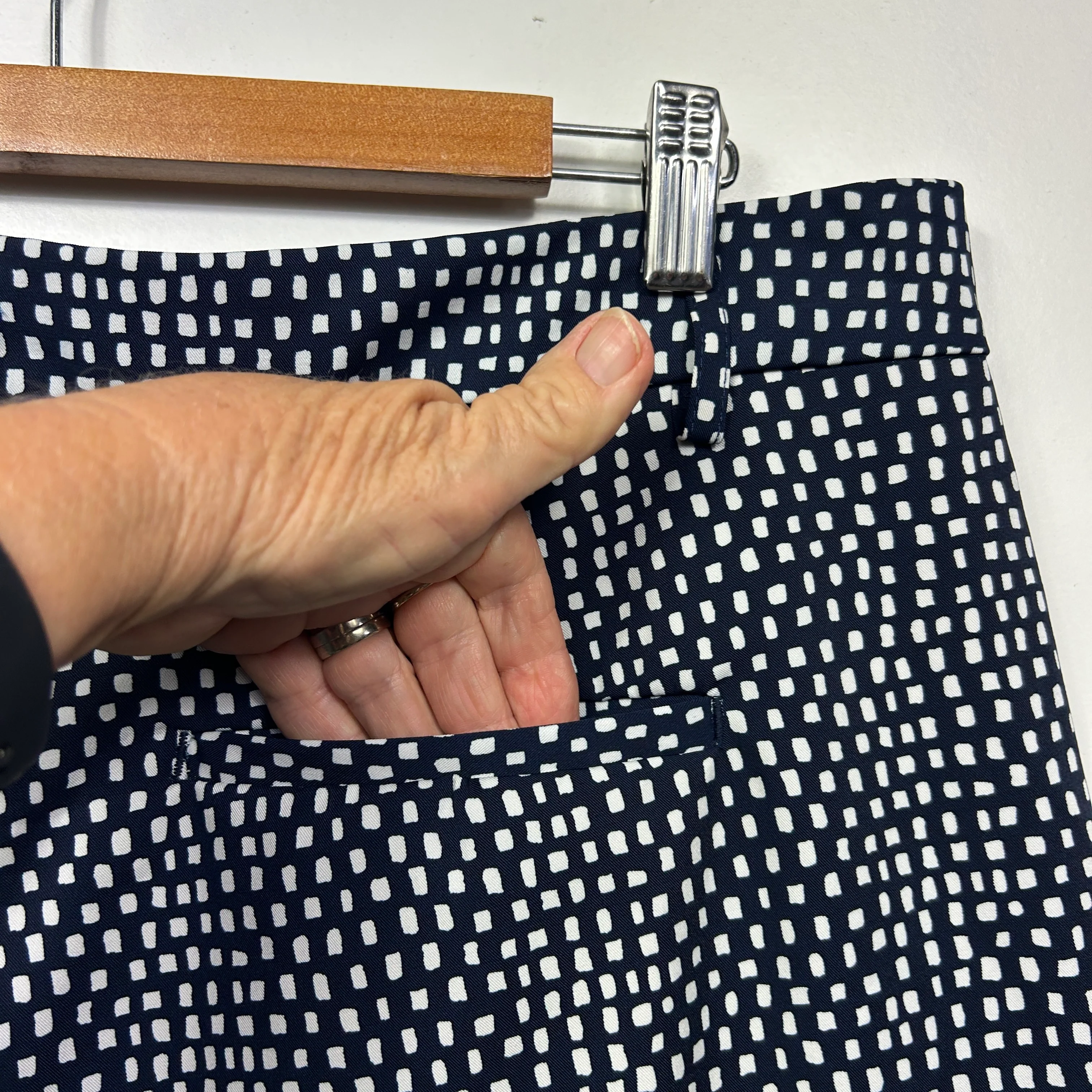 W.Lane Navy and White Geometric Print Short - Size 16 - Image 3