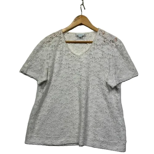 Wombat White Lace V-Neck Top - Size 3XL