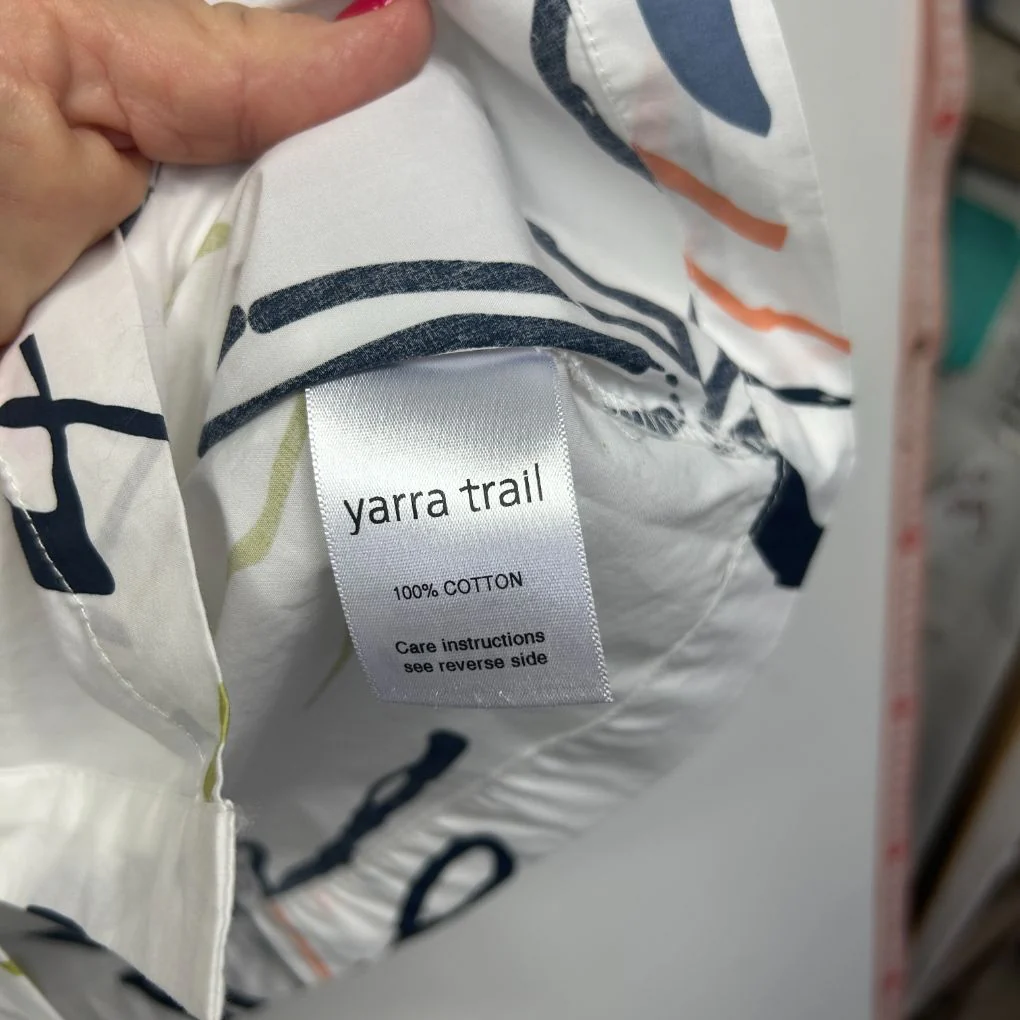 Yarra Trail White Cotton Shirt - Size 14 - Image 4